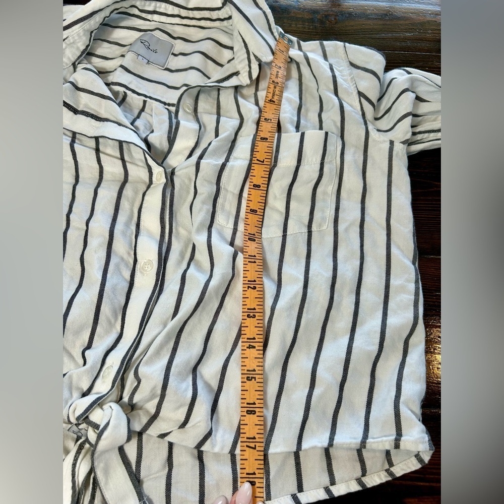 Rails Val storm stripe tie front shirt size large - Picture 8 of 8